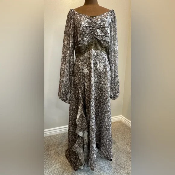 JOYFOLIE Mia Joy Isabella Dress In Olive Floral - Picture 3 of 16